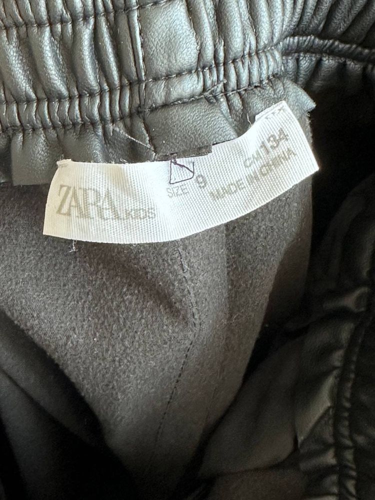 Продам детские штаны zara