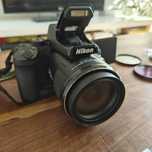 Nikon Coolpix P950 + dodatki