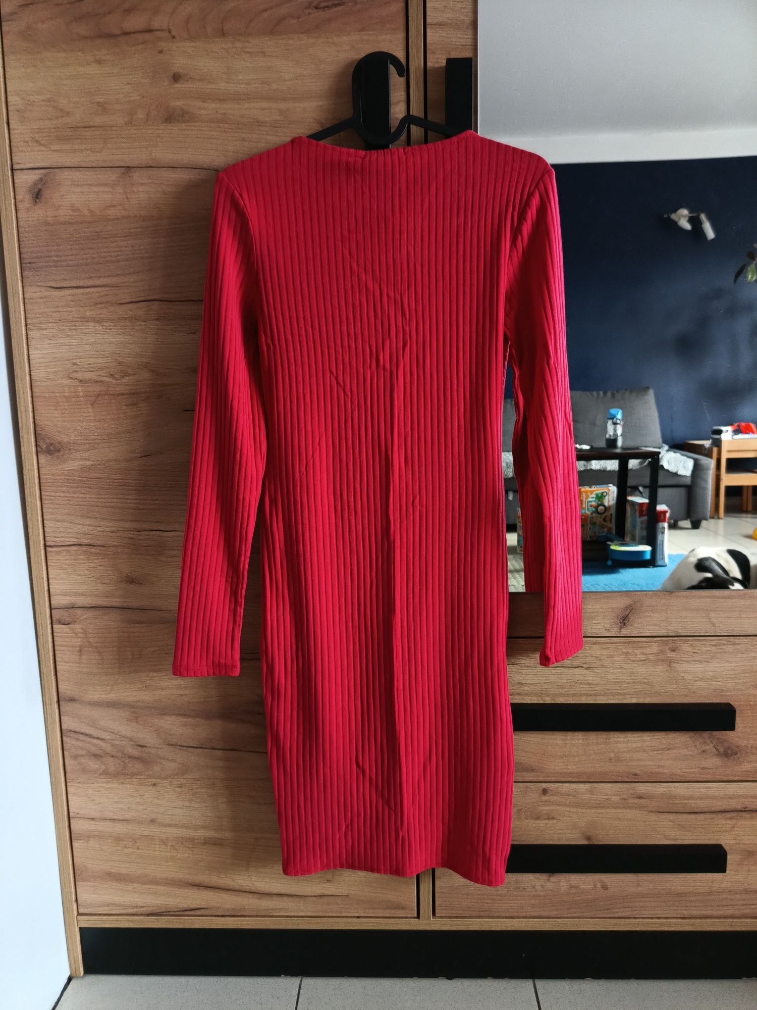 Bershka mini sukienka czerwona asymetryczna M