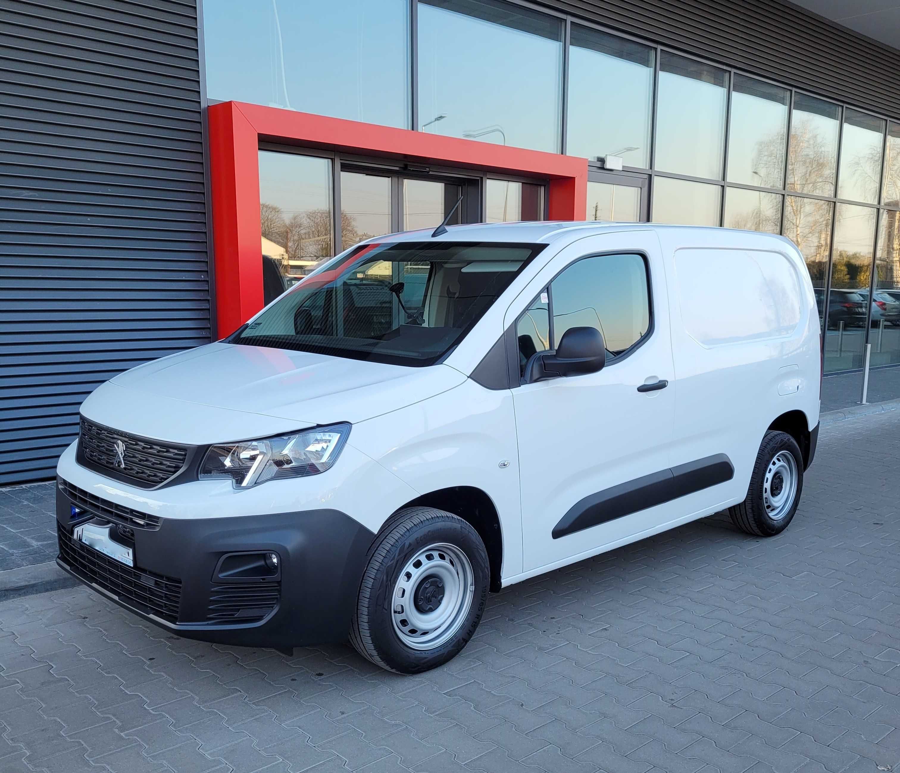 WYNAJEM bus Berlingo Partner Doblo dostawczak