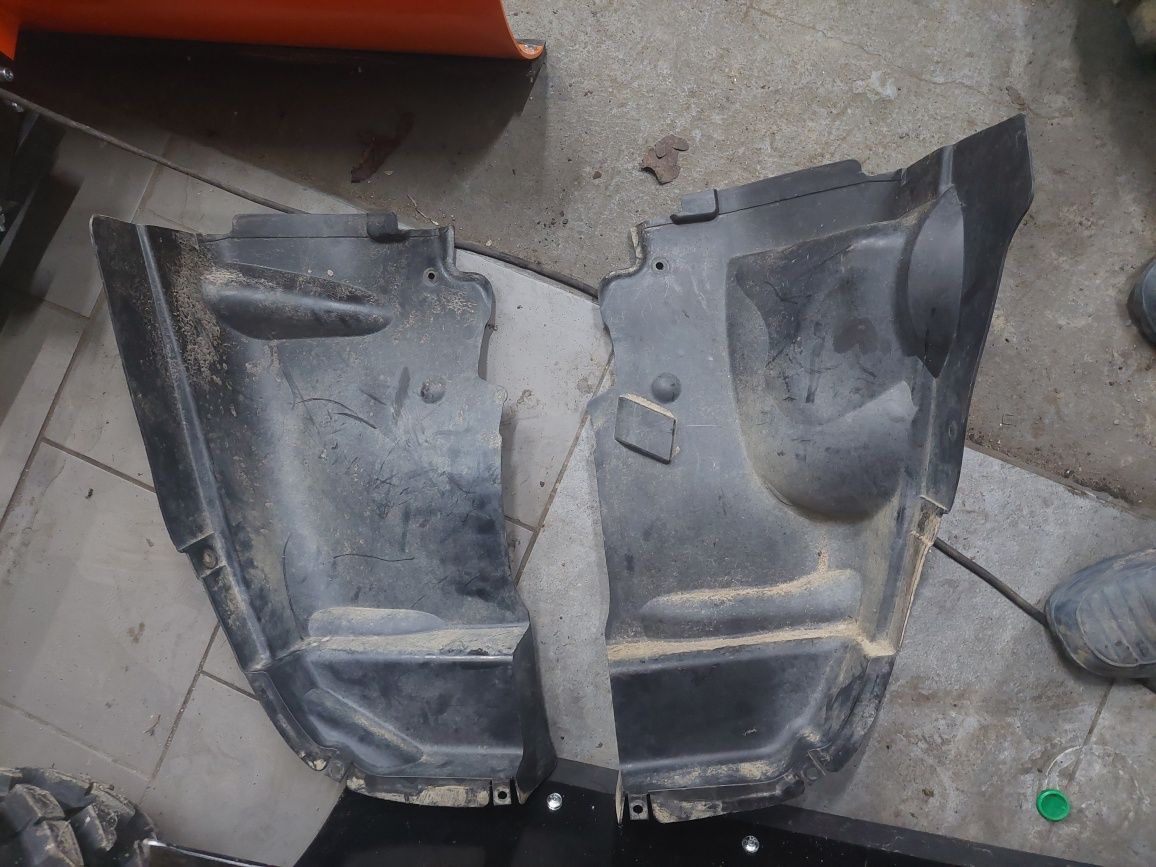 Wypełnienia plastików pod błotniki Quad Suzuki Eiger 400