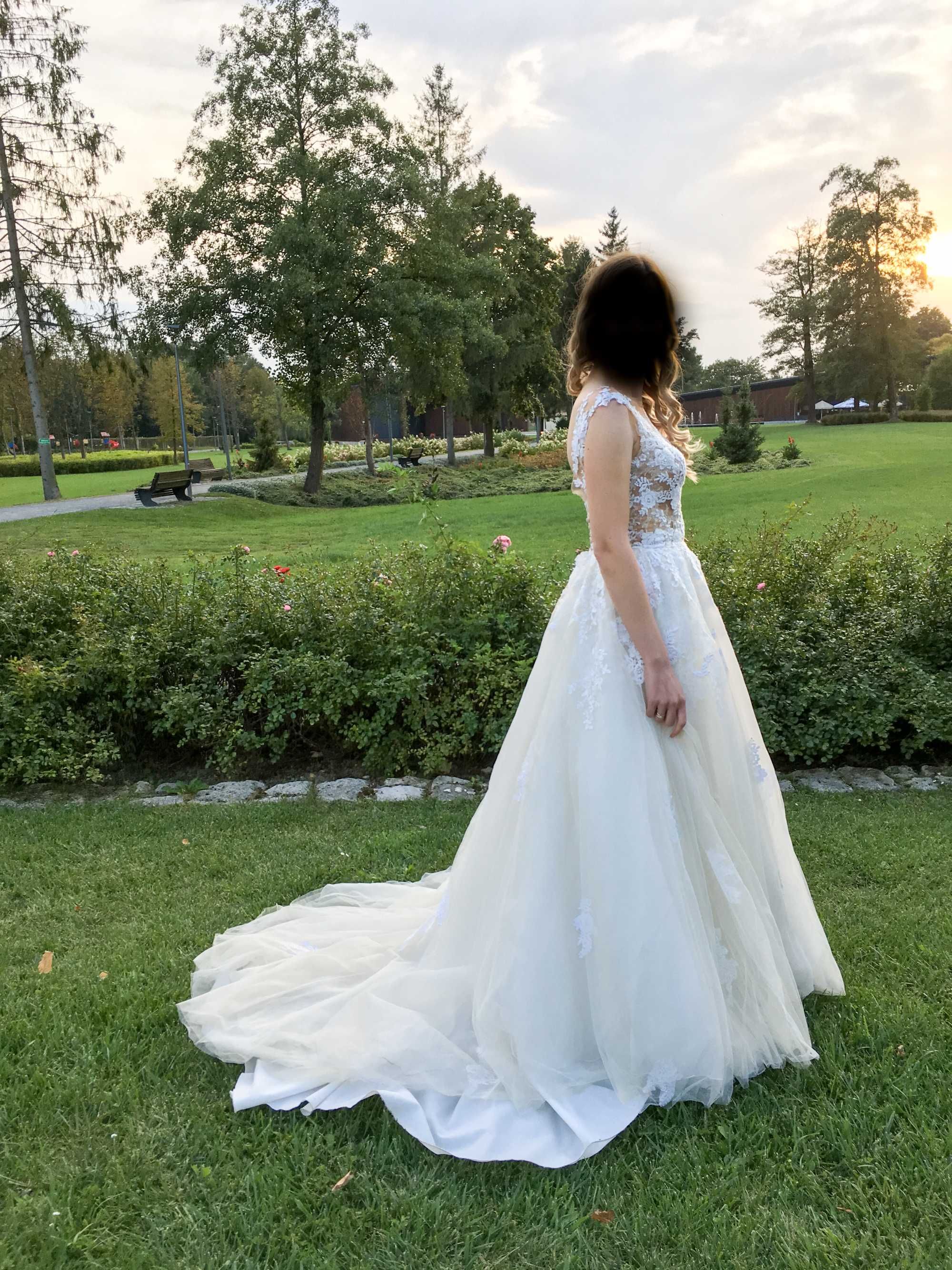 Suknia ślubna Pronovias Ofelia, rozmiar 36-38 (na 170 cm + 6cm obcasa)