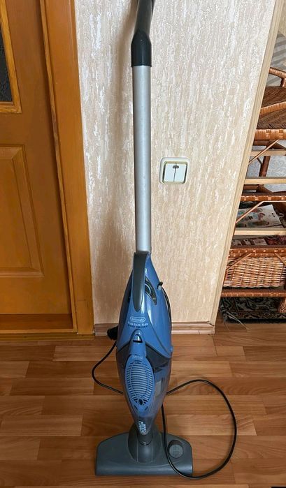 Пылесос Delonghi XL1070NBP