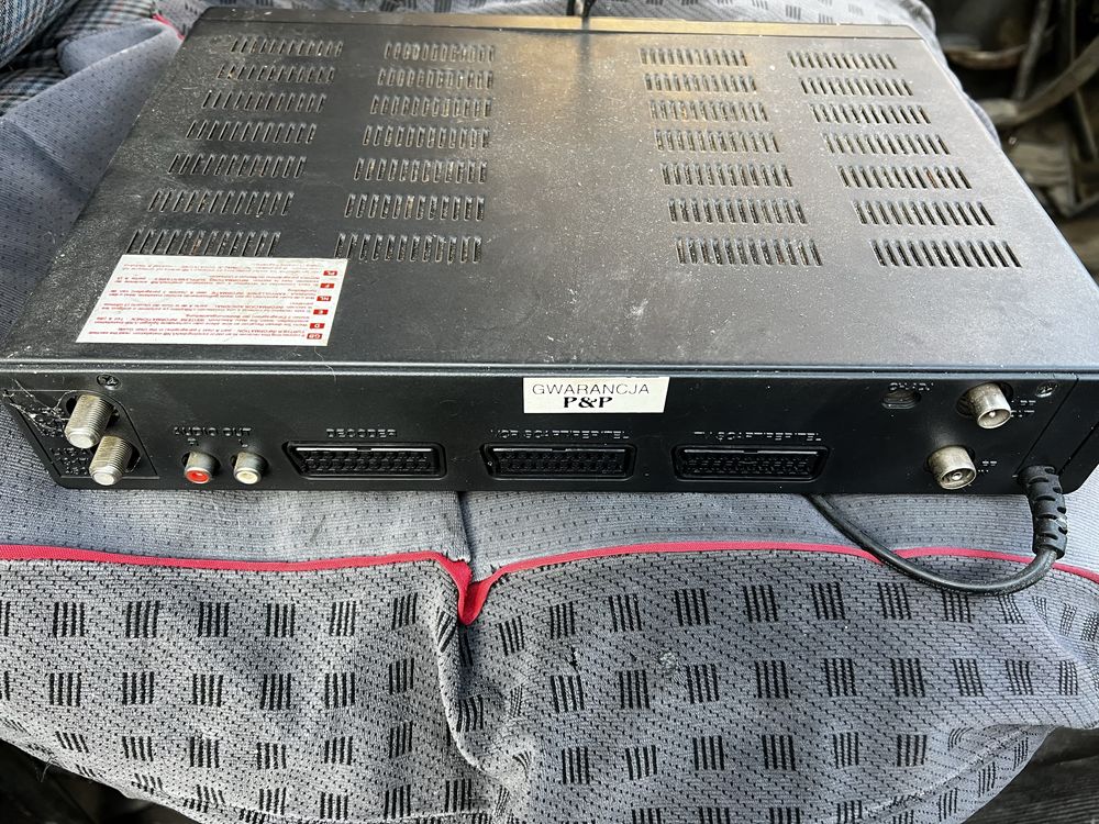 Dekoder satelitarny Amstrad