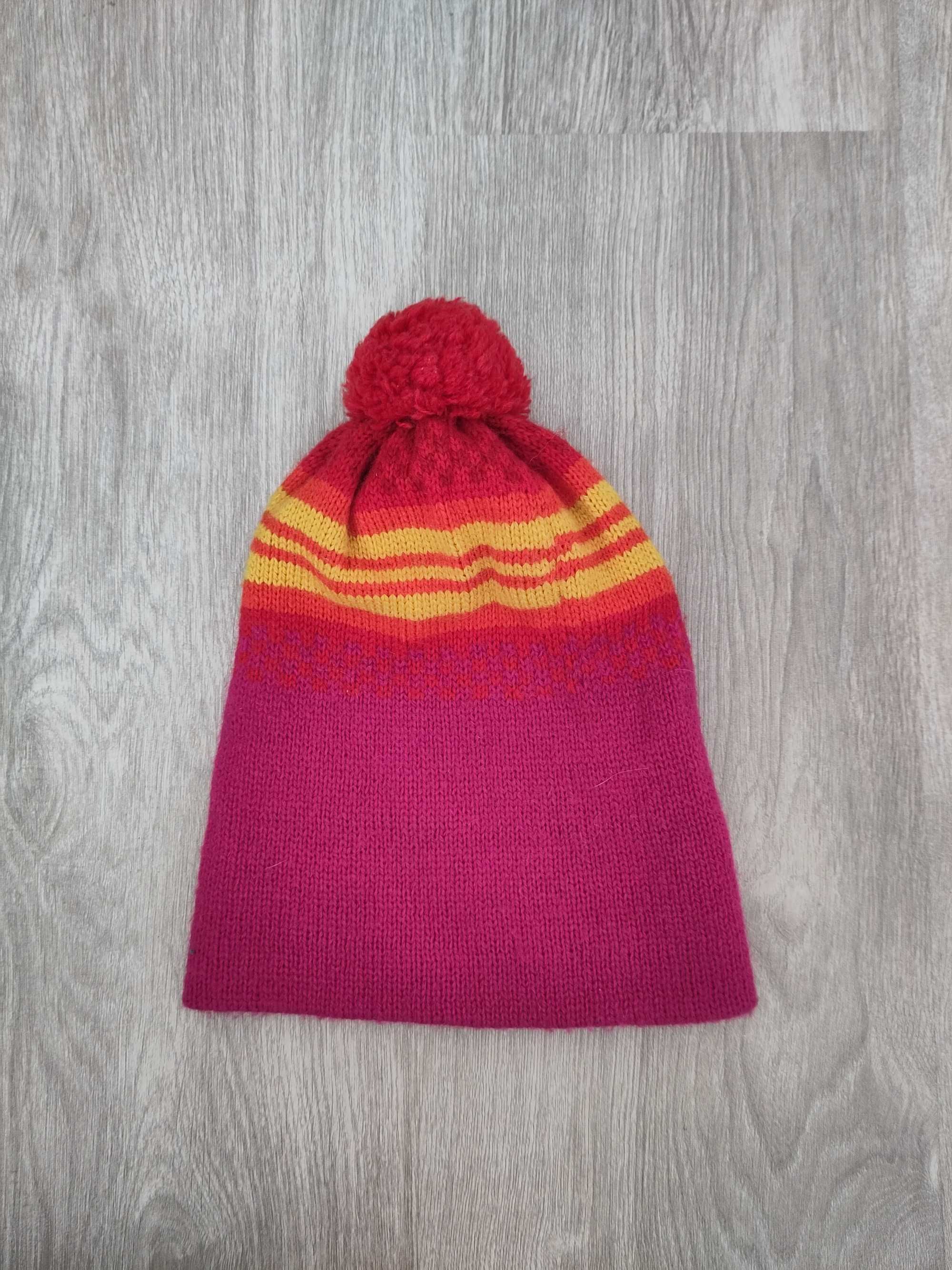 Conjunto de 3 gorros novos