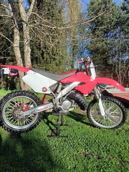Sprzedam crosa honda cr 125.2001r