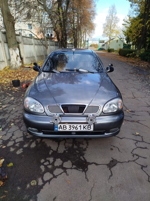 Автомобиль Daewoo