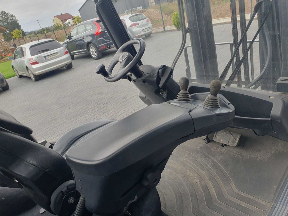 Wózek widłowy LINDE H30D-02  4 sekcje Diesel Przesuw boczny H35 H25