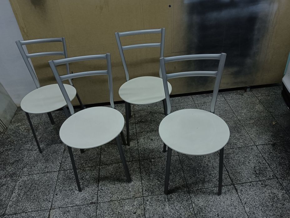 4 cadeiras cozinha