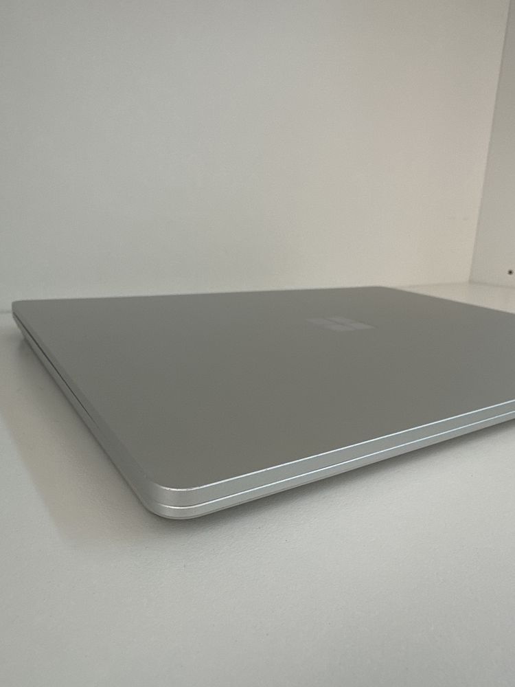 Surface intel i5 1035 -> Oportunidade