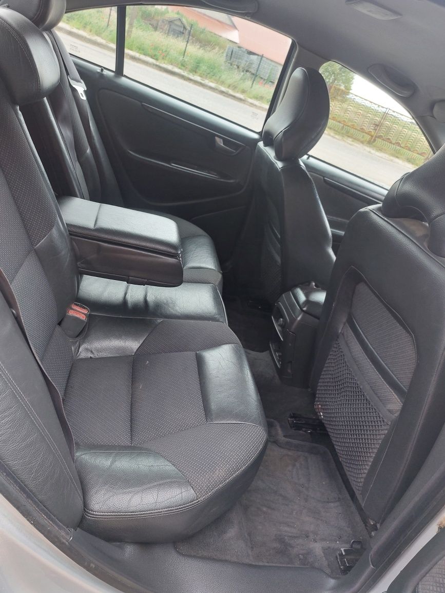 Volvo s60 2.4 d5 163
