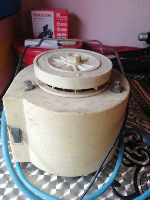 Продам мотор до соковижималки