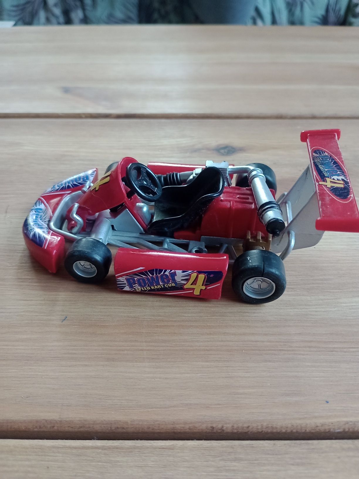 Model autka gokart