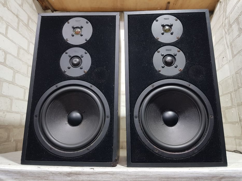 Акустика CANTON SAT 3., +1 потужність 70/110 Вт, б/у з Німеччини.