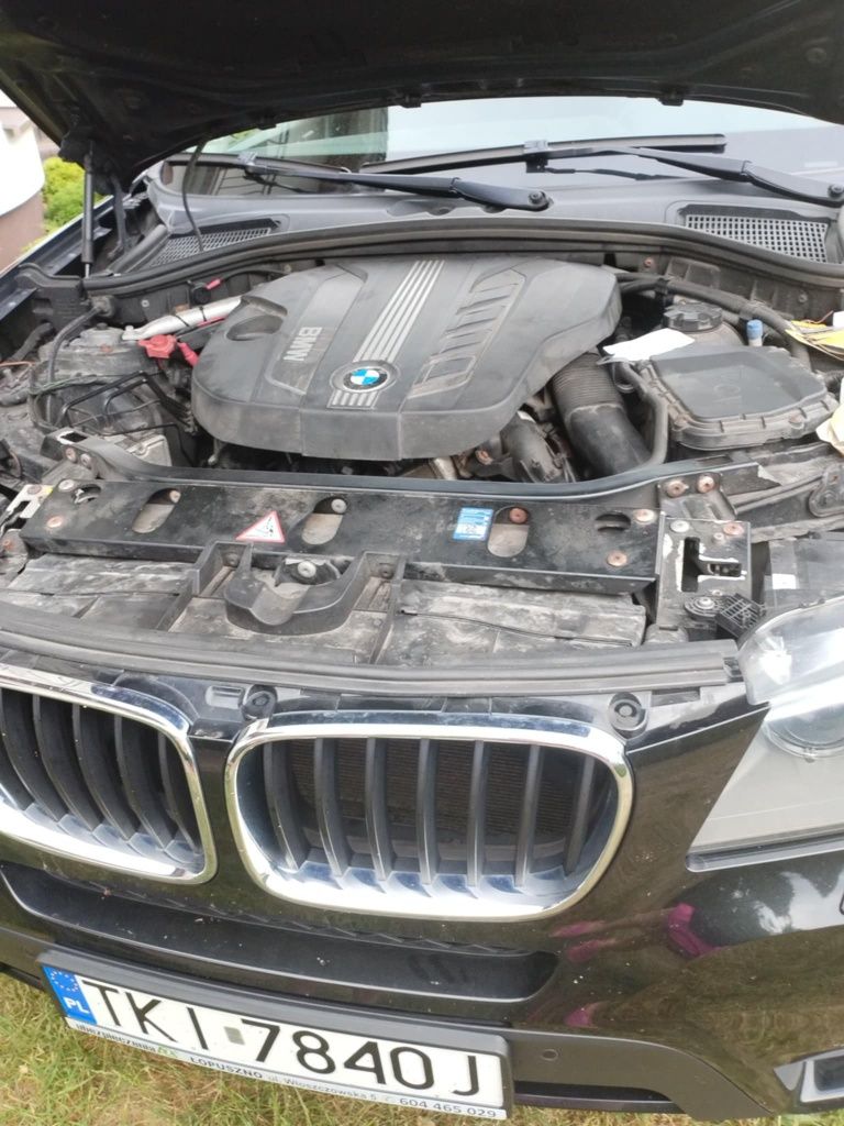 Czarne BMV X3 ,2011r