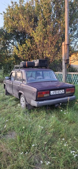 Автомобіль ВАЗ 2107