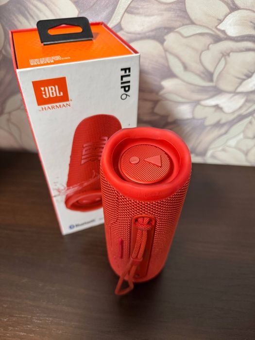 Jbl flip 6 в отличном состоянии