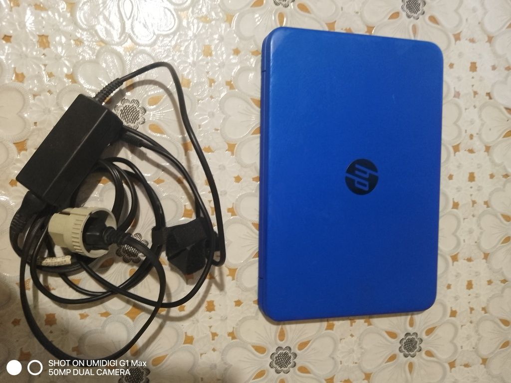 Ноутбук HP Stream mini 11-r000ur (N8J54EA) Blue
