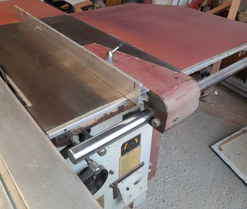 Piła formatowa z podcinakiem Winter Holztechnik