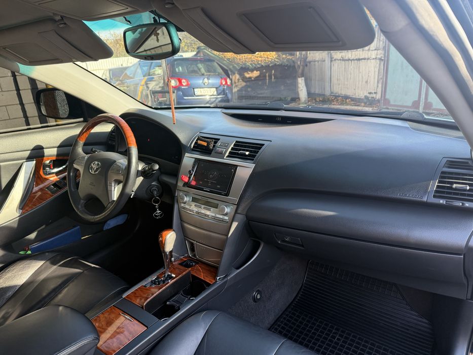 Toyota Camry 3.5 рідна фарба !