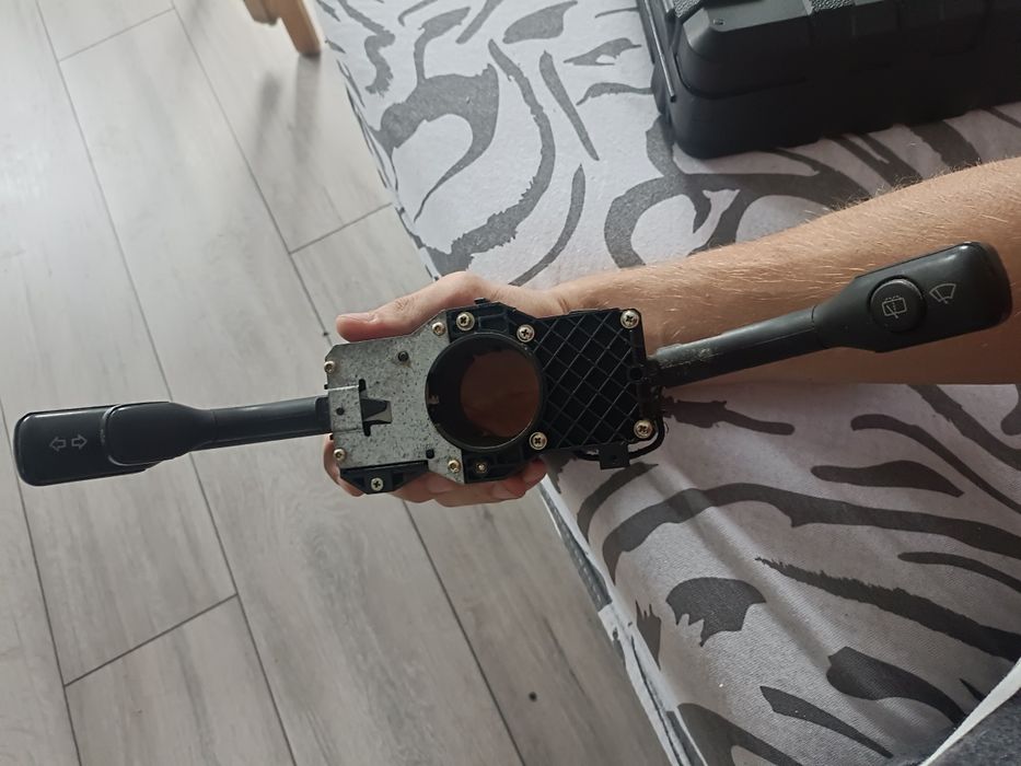 Mechanizm kierunkowskazów, wycieraczek Audi a4b5