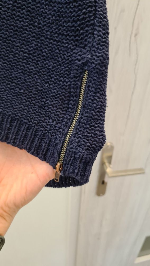 Sweter sweterek na jesień zimę do pracy biura na codzień