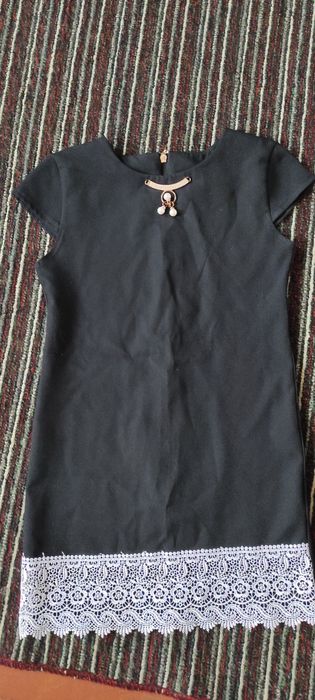 Продам очень красивое платье для девочки