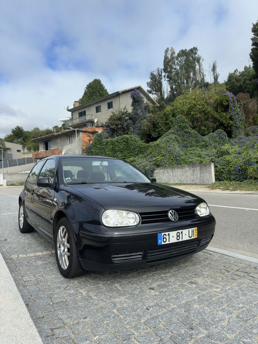 VW Golf 4 1.6 Gasolina