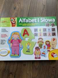 Puzzle alfabet i słowa
