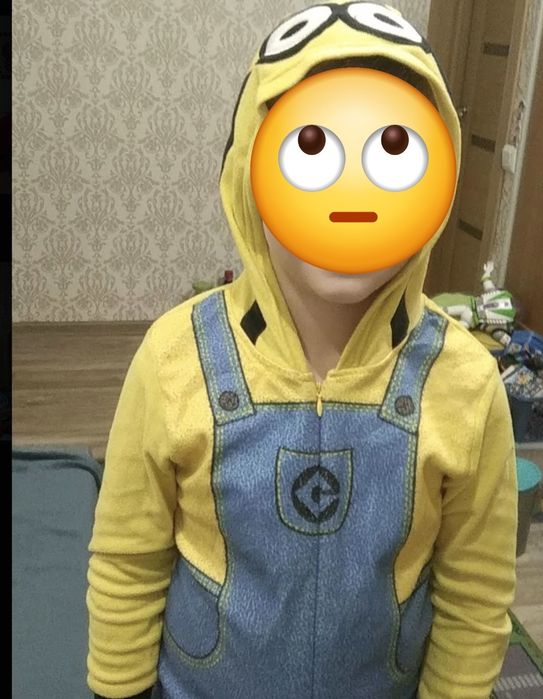 Піжама, кігурумі,р. 120-130 см. Міньон, Посіпака