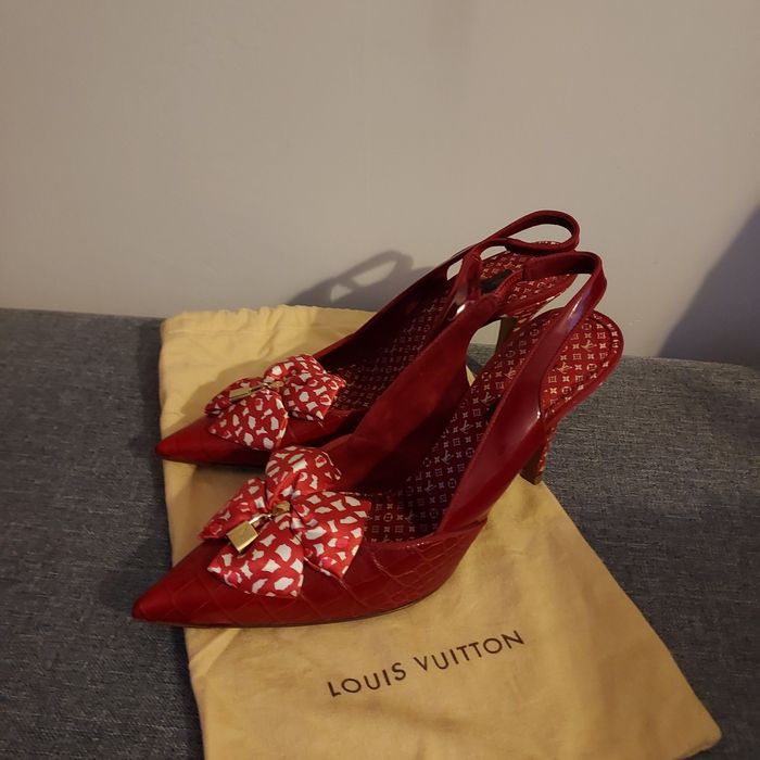 Louis Vuitton 39/39,5 Orginalne Piękne Szpilki w różnych odcieniach cz