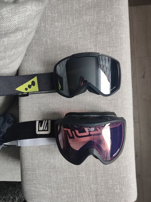 Лижні шоломи giro,moon