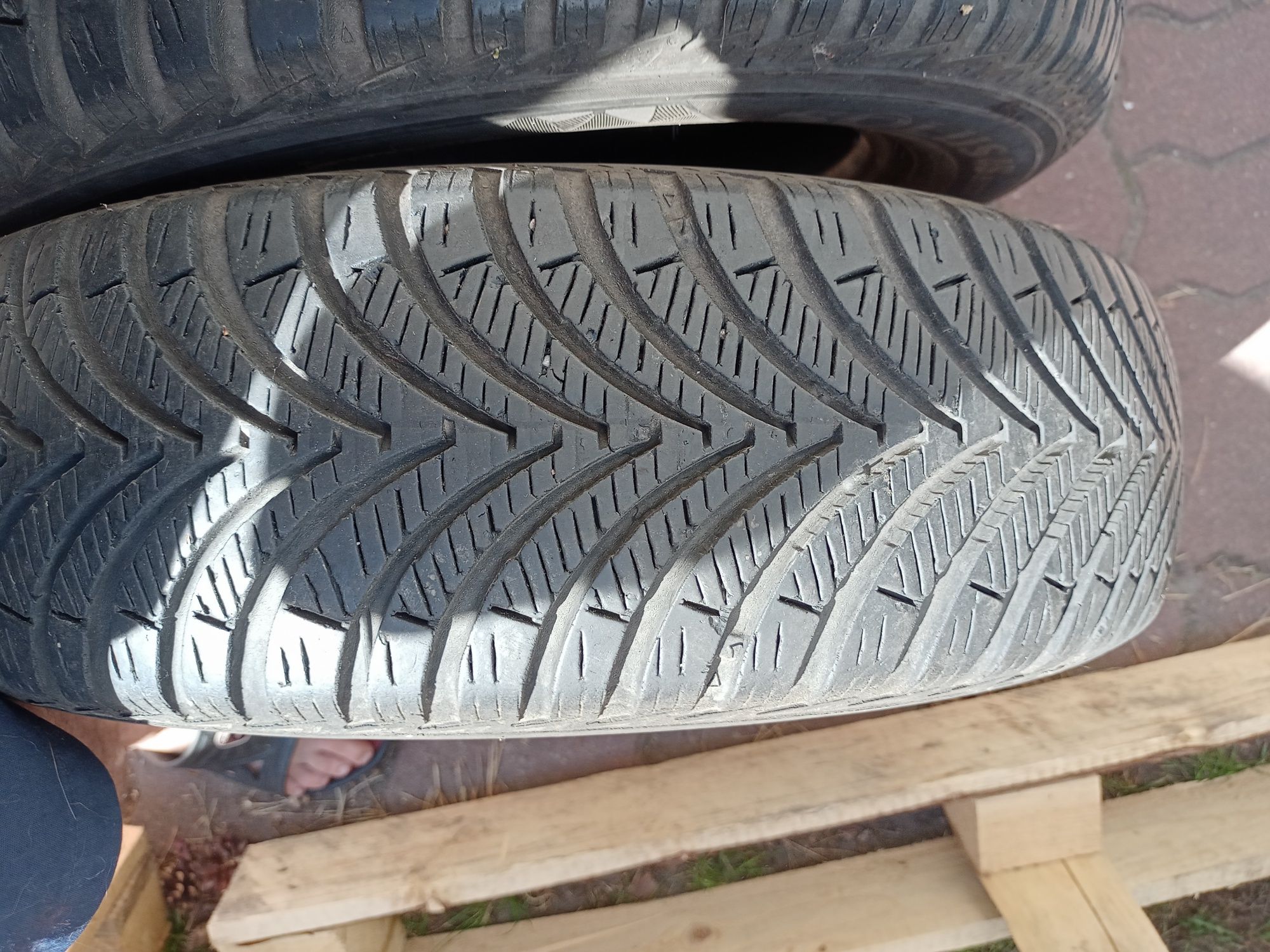 Opony całoroczne Kumho Solus4SHA32 165/70r14 85T 5,5mm 2022r Wawa