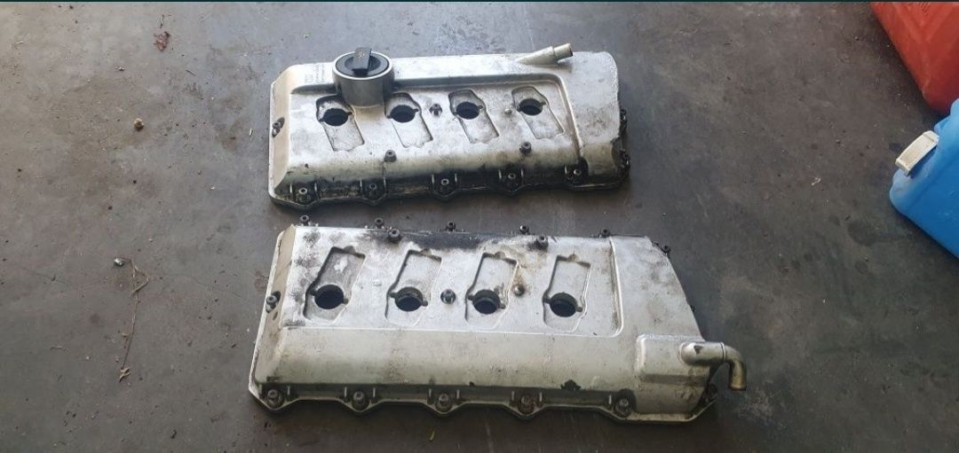 Pokrywa Zaworów dekiel prawa lewa kapa Audi s4 4.2 a4 bbk A6 rs4