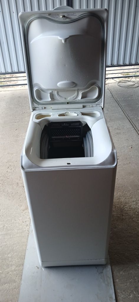 Стіральная машина Zanussi ZWQ 5100