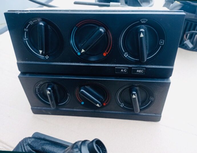 Блок управления печкой на Ауди Audi 80/90 B3/B4 в сборе оригинал.