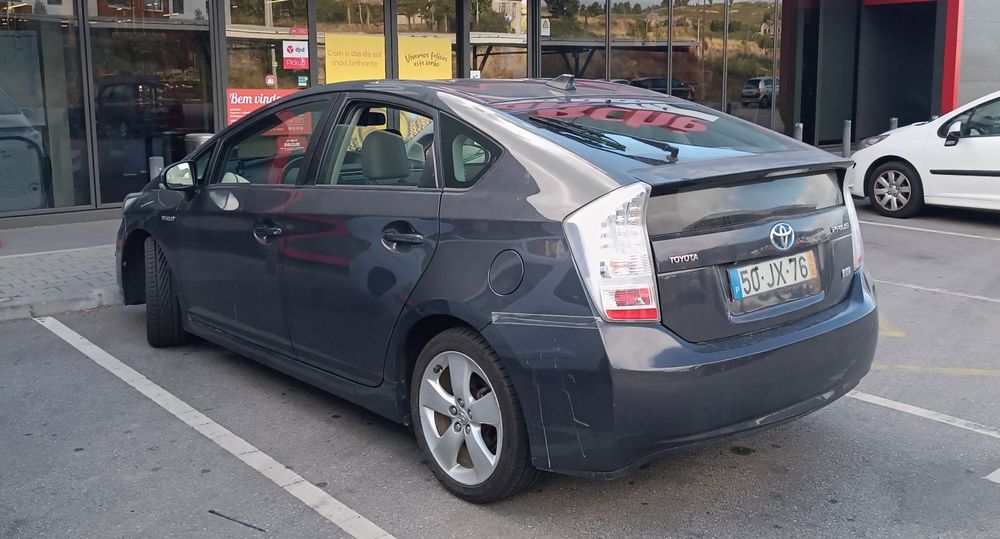 Toyota Prius HSD Premium+pele+GPS