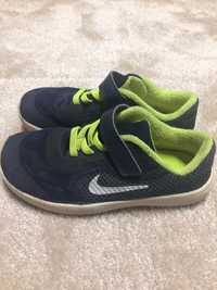 Buty sportowe nike rozm. 27