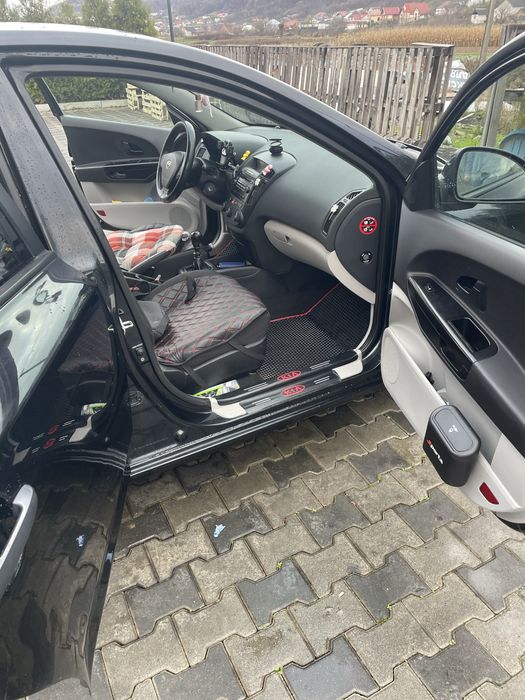 Продам авто  в хорохому стані вкладень не потребує