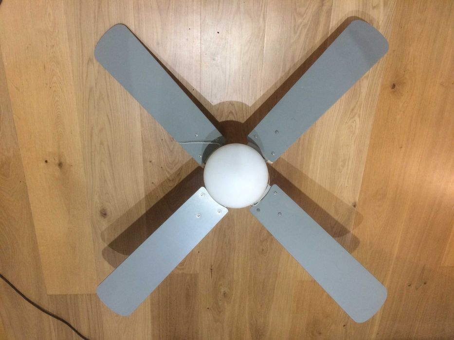 Lampa Sufitowa z Wiatrakiem