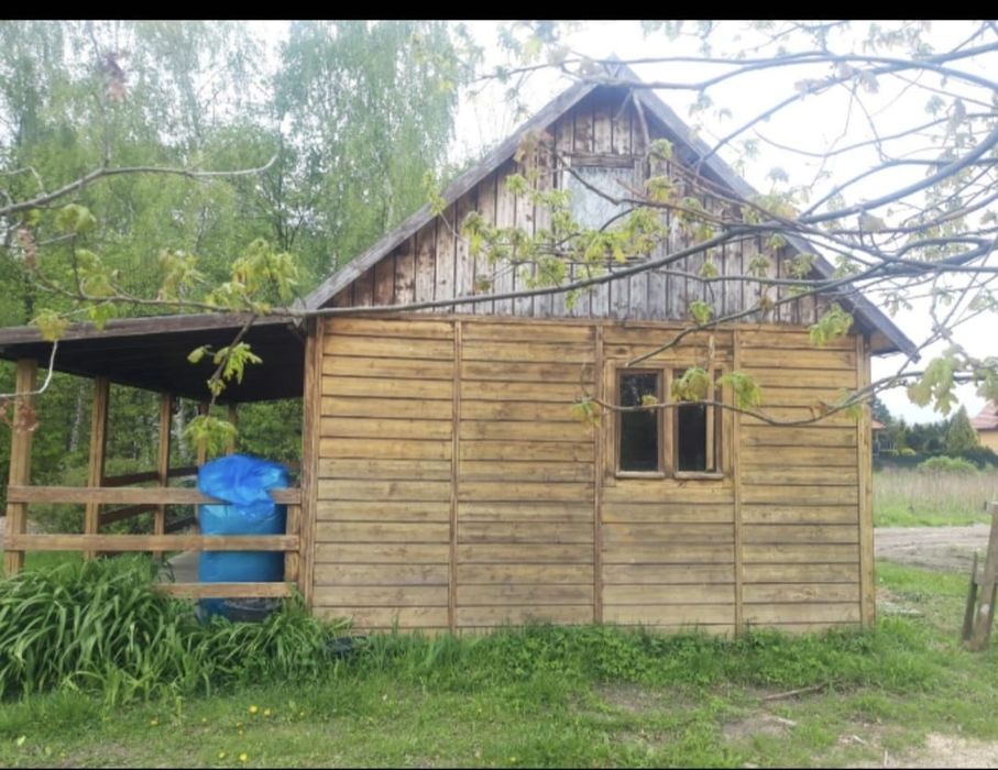 Sprzedam drewniany dom