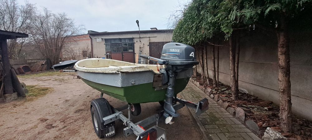 Lodz wioslowa 430 / 160 + Yamaha 4 KM 4 suw 2005 rok