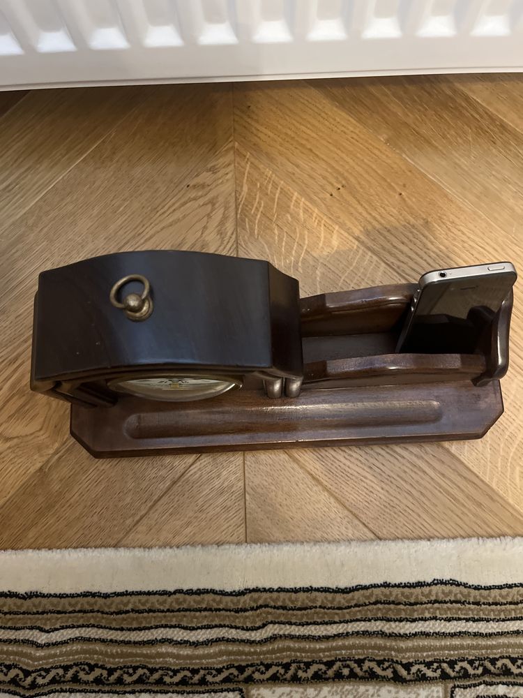 Zegar na biurko drewniany