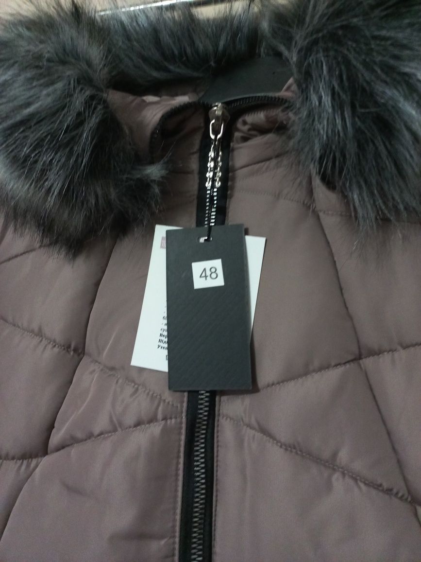 Зимова куртка 48 розмір