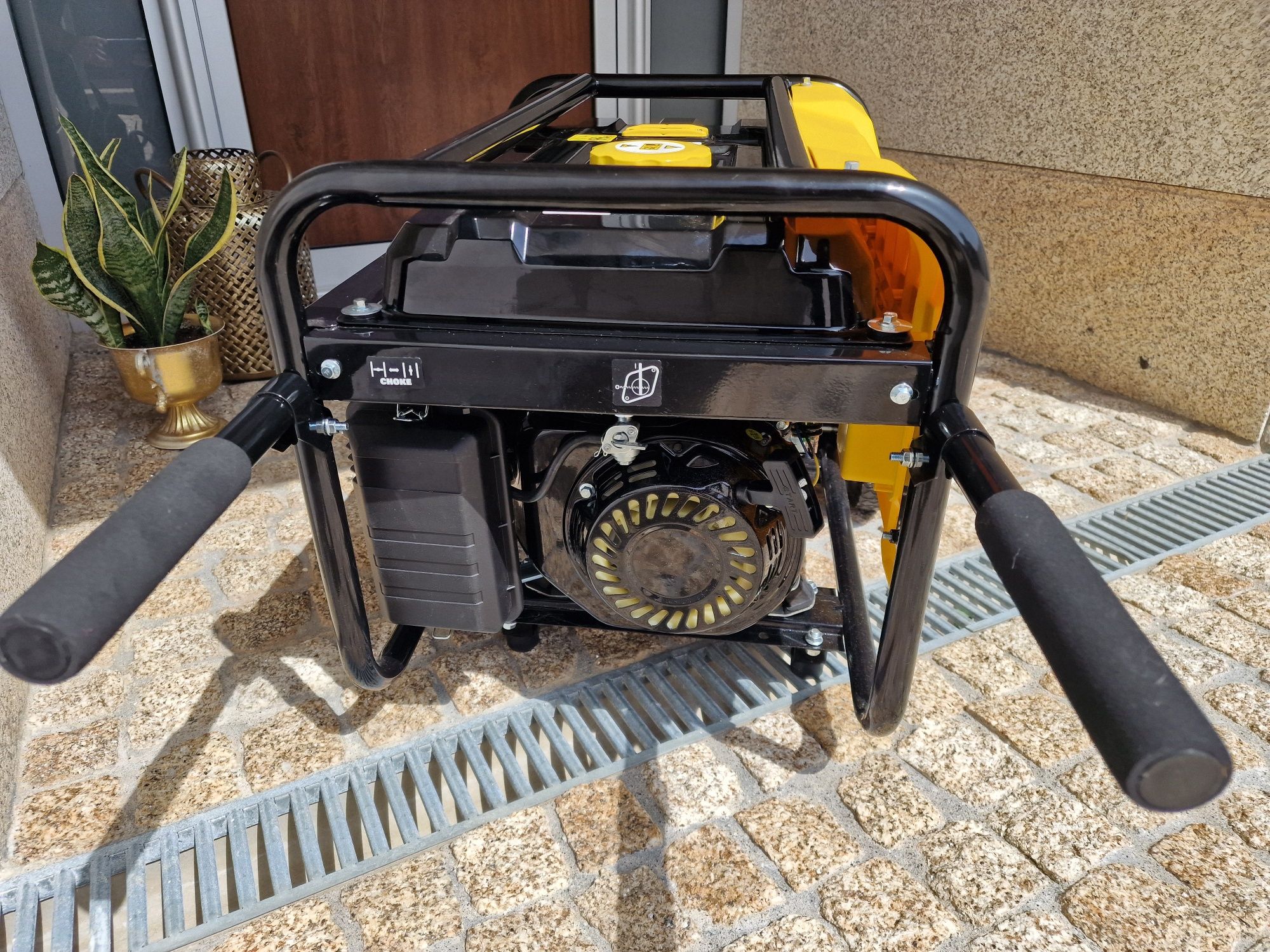 Gerador a gasolina STANLEY SG 3100B