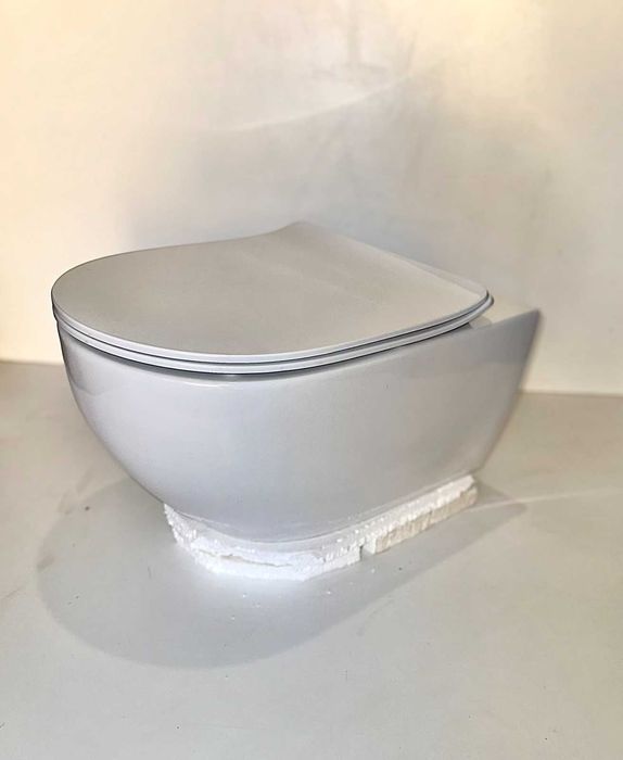 NEU! Унітаз підвісний Flaminia App з сидінням Slim Soft Close