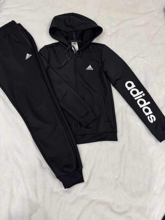 Кроівки Adidass, костюм