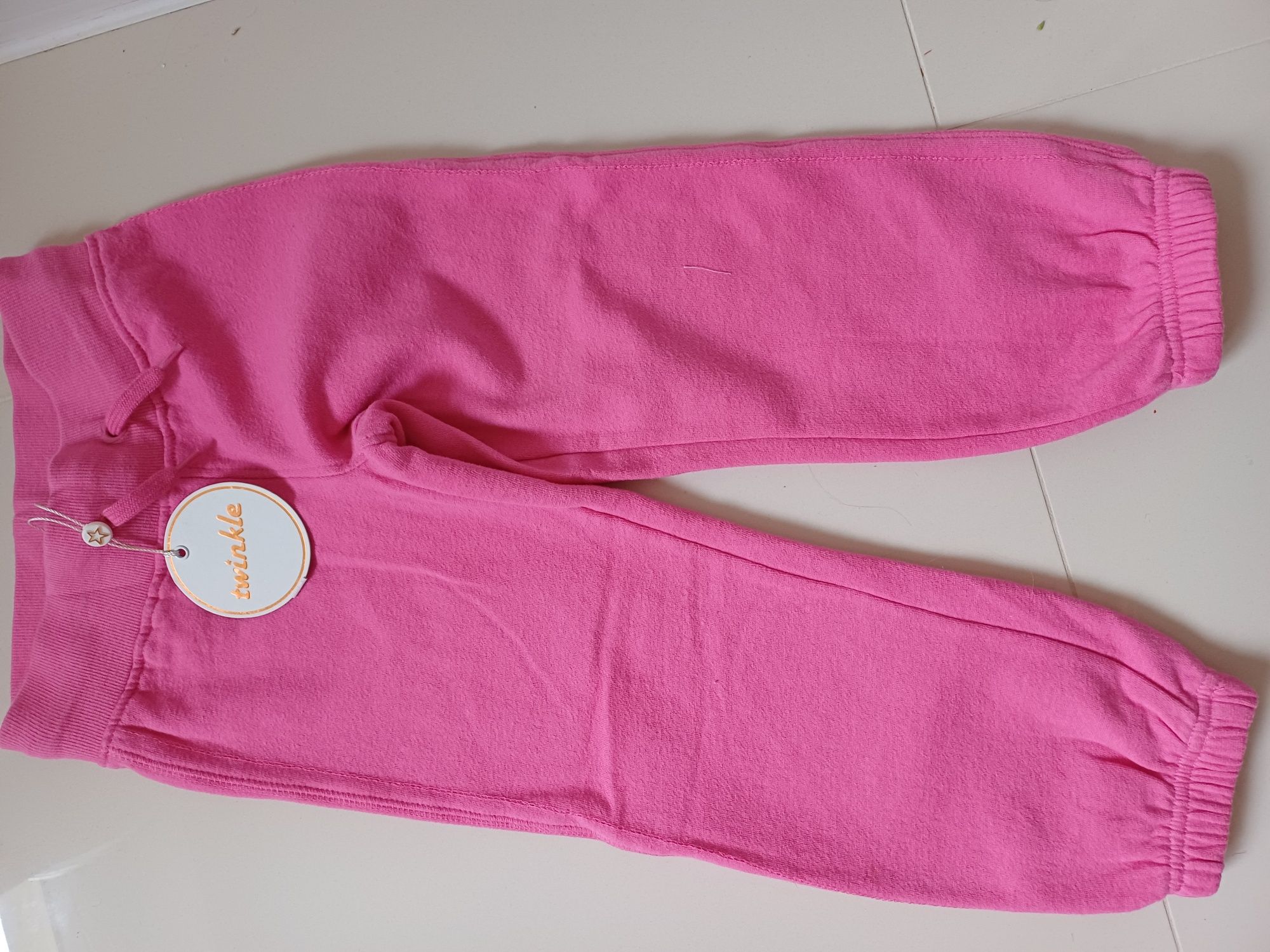 Spodnie dresowe 110 nowe cubus