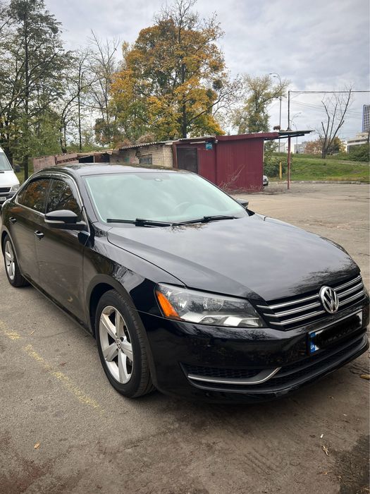 Продається автомобіль Passat B7