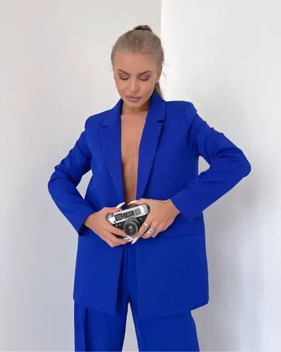 Костюм з брюками палаццо